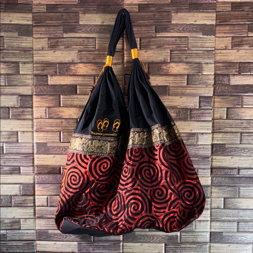 Unbranded Black and Red Spiral Pattern Women's Bag